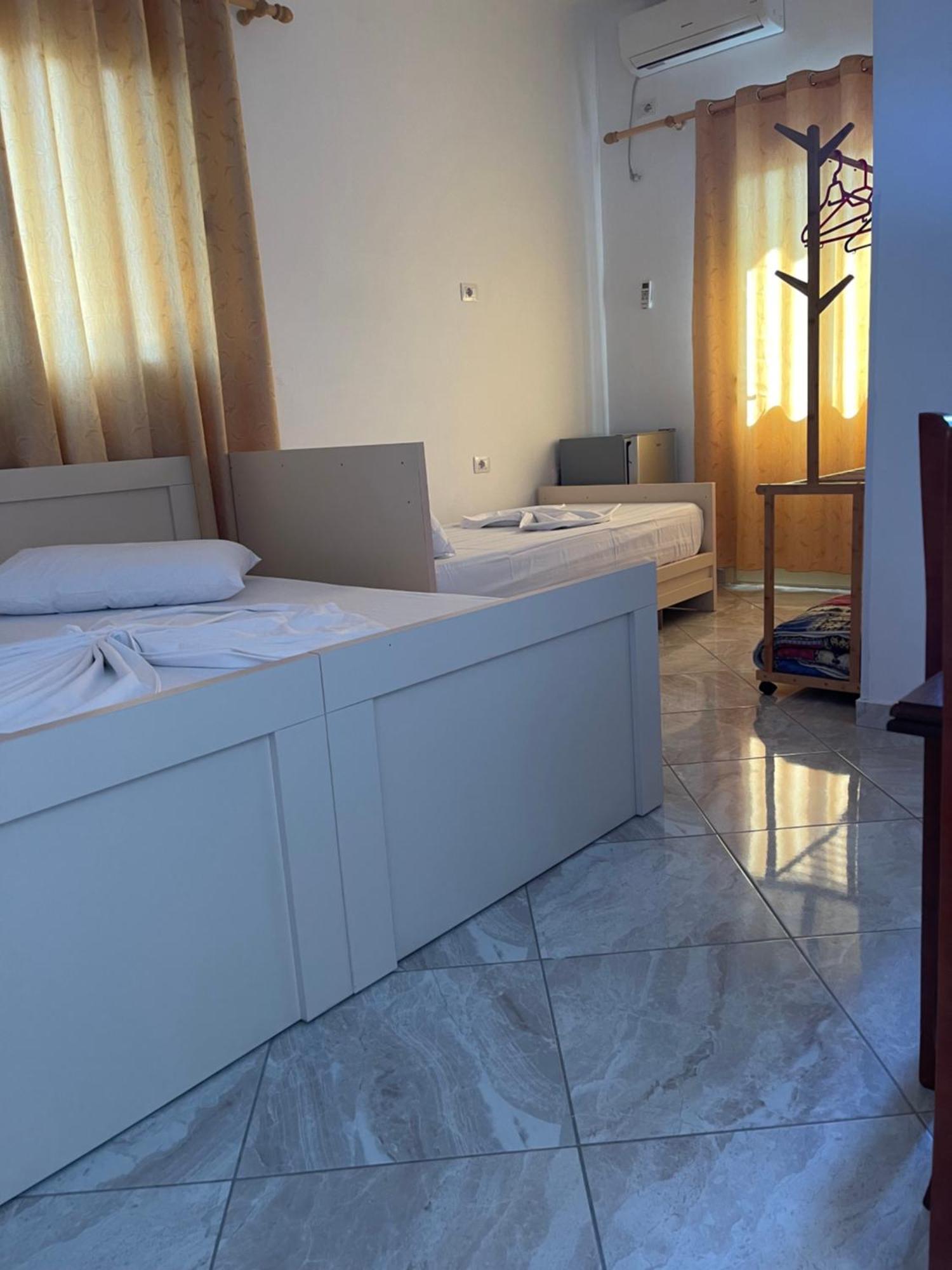 Kristeo Apartment Vlorë Exterior foto