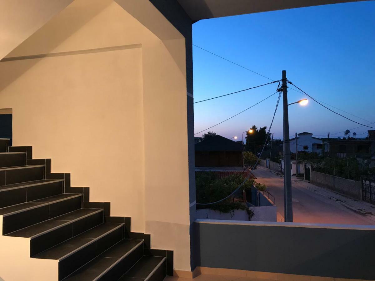 Kristeo Apartment Vlorë Exterior foto