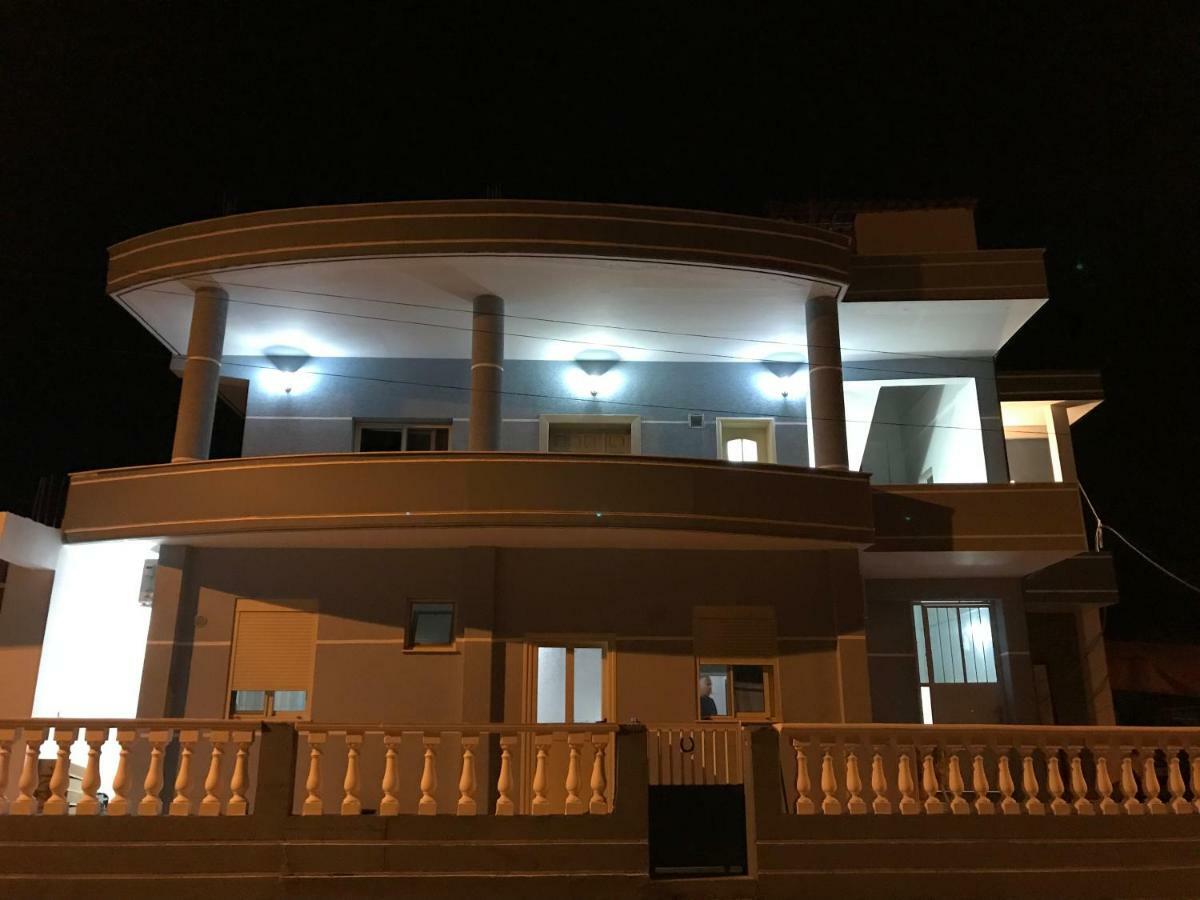 Kristeo Apartment Vlorë Exterior foto
